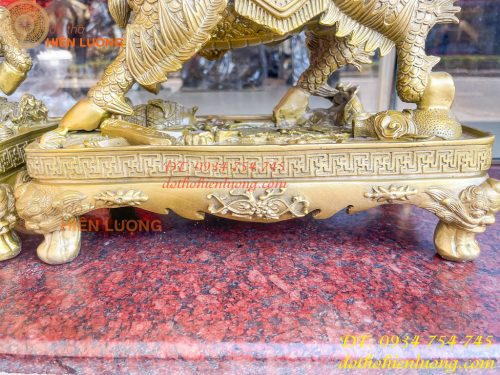 Đôi Kỳ Lân Long Mã Bệ Vuông Bằng Đồng Phong Thủy Cỡ Đại