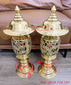 Đôi Đèn Hoa Sen Hình Quả Dứa Bằng Đồng Cao 55cm Thờ Cúng