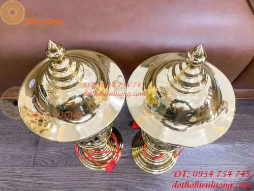 Đôi Đèn Hoa Sen Hình Quả Dứa Bằng Đồng Cao 55cm Thờ Cúng