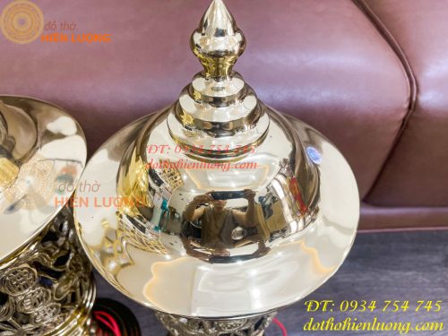 Đôi Đèn Hoa Sen Hình Quả Dứa Bằng Đồng Cao 55cm Thờ Cúng
