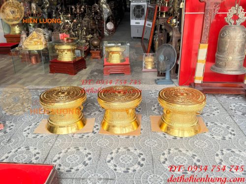 Quả Trống Đồng Đỏ 50cm Dát Vàng Kèm Đế Gỗ