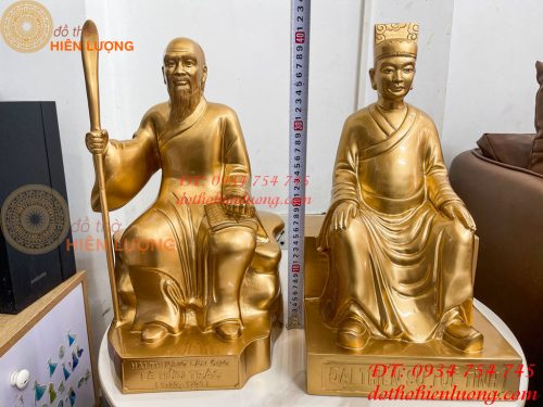 Tượng Lê Hữu Trác Và Thiền Sư Tuệ Tĩnh Bằng Đồng Đỏ Cao 42cm