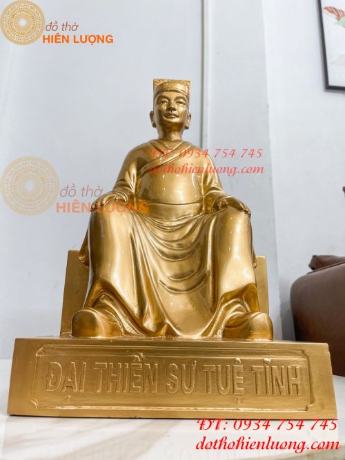 Tượng Đai Thiền Sư Tuệ Tĩnh Bằng Đồng Đỏ Cao 42cm