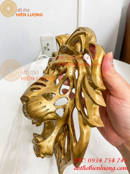 Đầu Sư Tử Bằng Nhựa Gắn Tường Dài 29cm