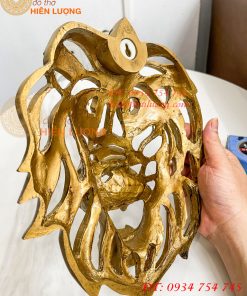 Đầu Sư Tử Bằng Nhựa Gắn Tường Dài 29cm