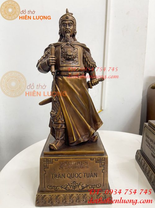 Tượng Trần Quốc Tuấn Mặc Áo Giáp Bằng Đồng Hun