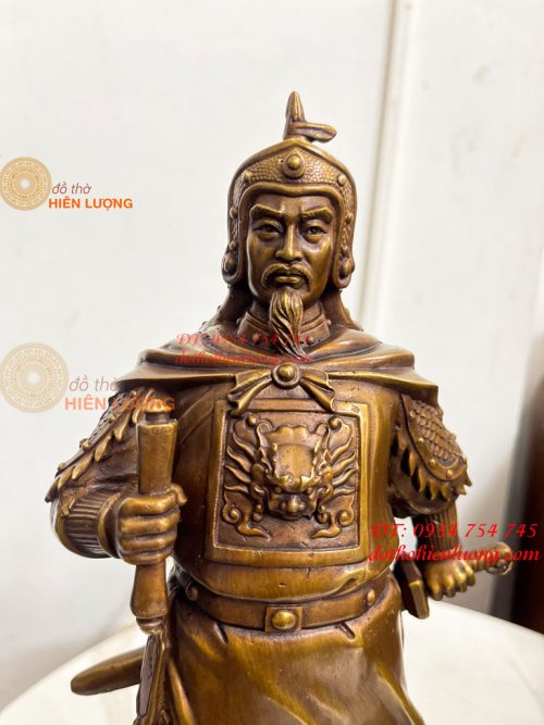 Tượng Trần Quốc Tuấn Mặc Áo Giáp Bằng Đồng Hun