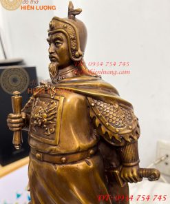 Tượng Trần Quốc Tuấn Mặc Áo Giáp Bằng Đồng Hun