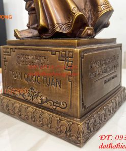 Tượng Trần Quốc Tuấn Mặc Áo Giáp Bằng Đồng Hun