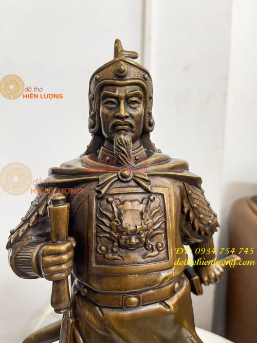 Tượng Trần Quốc Tuấn Mặc Áo Giáp Bằng Đồng Hun