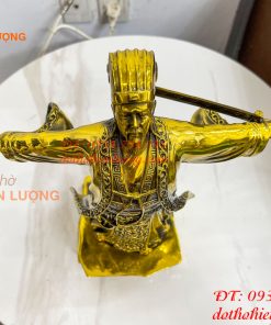 Tượng Khổng Minh Cao 35cm Đứng Đón Gió Bằng Đồng Vàng