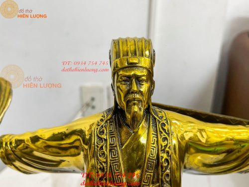 Tượng Khổng Minh Cao 35cm Đứng Đón Gió Bằng Đồng Vàng