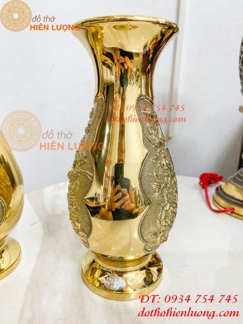 Đôi Lọ Hoa Cúc Dáng Củ Tỏi Bằng Đồng Thờ Cúng