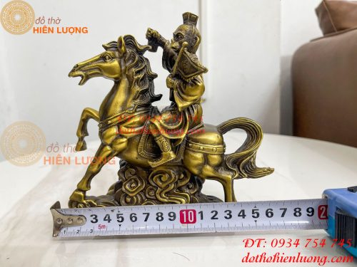 Tượng Mã Phong Hầu Cao 17cm Bằng Đồng Phong Thủy