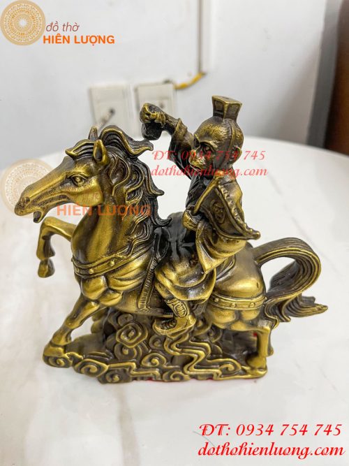 Tượng Mã Phong Hầu Cao 17cm Bằng Đồng Phong Thủy
