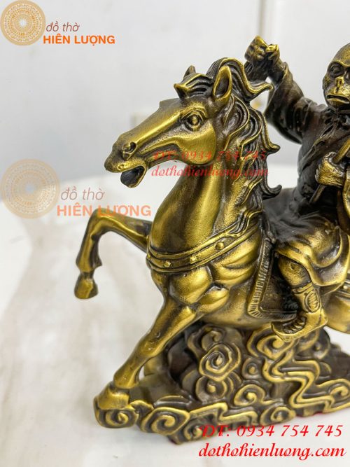 Tượng Mã Phong Hầu Cao 17cm Bằng Đồng Phong Thủy