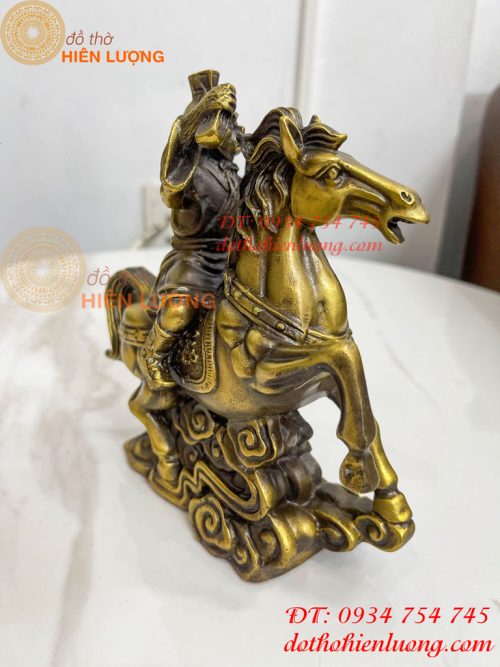 Tượng Mã Phong Hầu Cao 17cm Bằng Đồng Phong Thủy