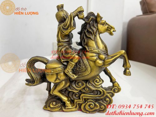 Tượng Mã Phong Hầu Cao 17cm Bằng Đồng Phong Thủy