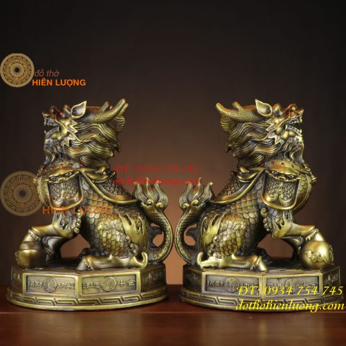 Đôi Kỳ Lân Ngồi Bệ Bát Quái Bằng Đồng Phong Thủy