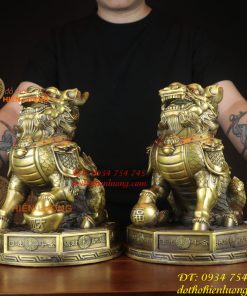Đôi Kỳ Lân Ngồi Bệ Bát Quái Bằng Đồng Phong Thủy