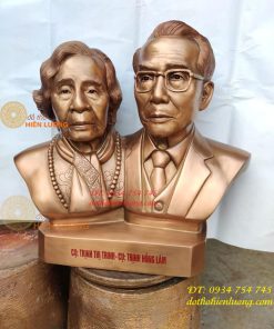 Đúc Tượng Đôi Chân Dung Bán Thân Bằng Đồng Đỏ