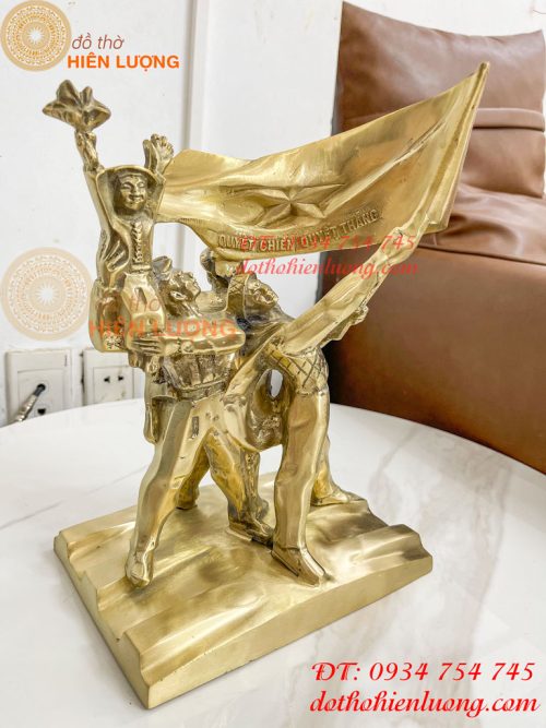 Tượng Đài Điện Biên Phủ Chiến Thắng Bằng Đồng