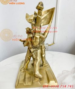 Tượng Đài Điện Biên Phủ Chiến Thắng Bằng Đồng