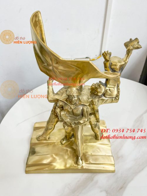 Tượng Đài Điện Biên Phủ Chiến Thắng Bằng Đồng