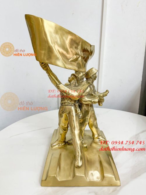 Tượng Đài Điện Biên Phủ Chiến Thắng Bằng Đồng