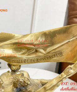 Tượng Đài Điện Biên Phủ Chiến Thắng Bằng Đồng