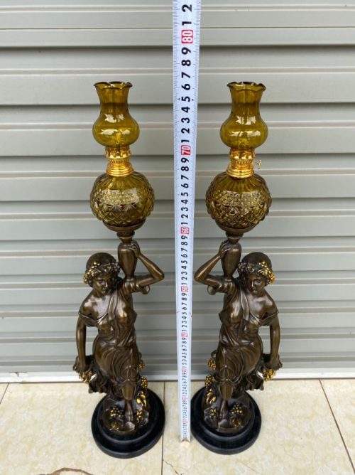 Cặp Chân Đèn Cô Gái Châu Âu Bằng Đồng Cao 76cm