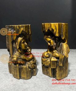 Đôi Đèn Cày Gia Đình Chúa Bằng Đồng Cao 14cm