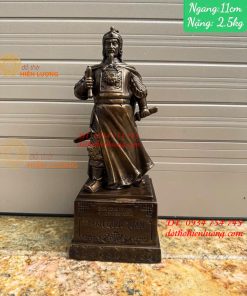 Tượng Trần Hưng Đạo Mặc Áo Mũ Giáp Bằng Đồng Hun