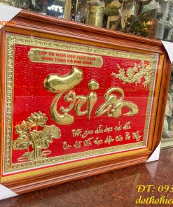 Góc nghiêng tranh kèm khung gỗ